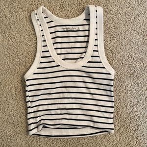 Abercrombie & Fitch Essential Scoopneck Tank in Stripe